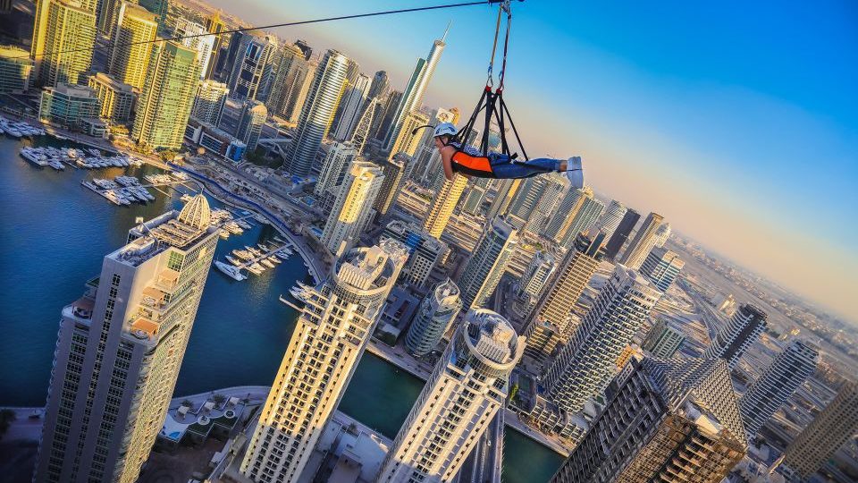 Dubai Zipline Macerası